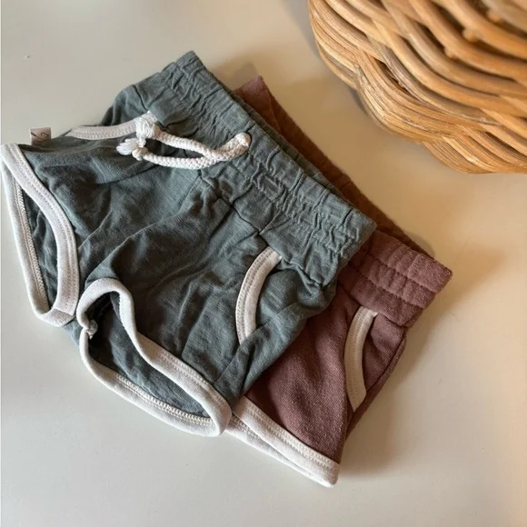 (2) Childhoods Clothing Retro shorts bundle of 2 / 12-18M - Picture 10 of 10